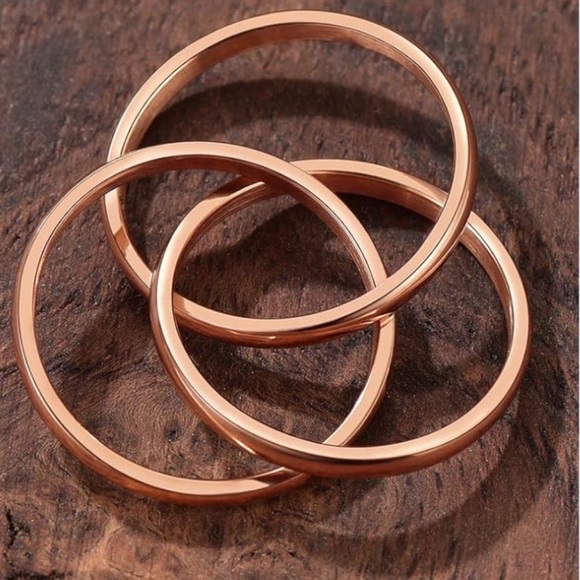 Rose Gold Interconnected Anxiety Fidget Rings - Picture 3 of 9